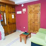 Viviendas Rurales Fuente Domingo Apartment