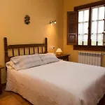 Viviendas Rurales Fuente Domingo Apartment Santillana del Mar