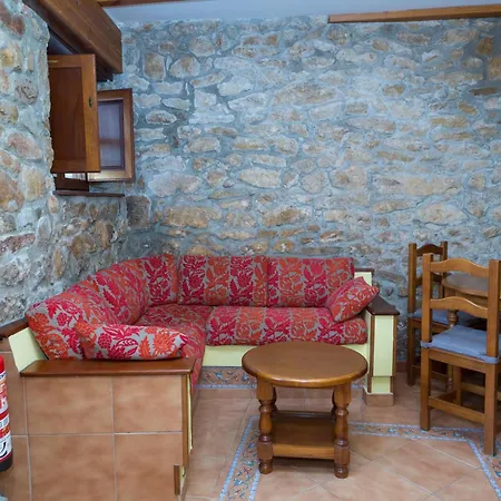 Viviendas Rurales Fuente Domingo 산틸라나델마르