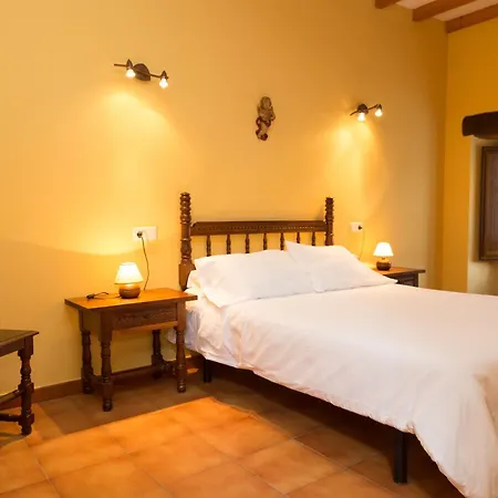 Viviendas Rurales Fuente Domingo Apartment