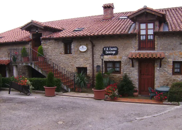 Viviendas Rurales Fuente Domingo * Santillana del Mar