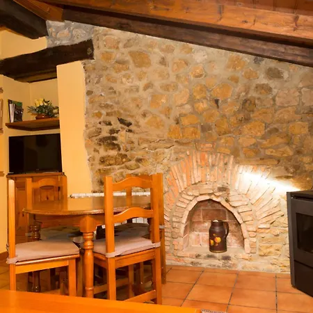 Viviendas Rurales Fuente Domingo Santillana del Mar