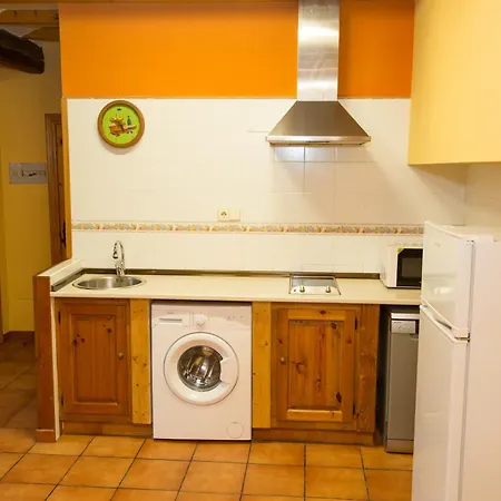 Viviendas Rurales Fuente Domingo Apartment Santillana del Mar