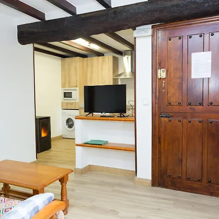 Viviendas Rurales Fuente Domingo * Santillana del Mar