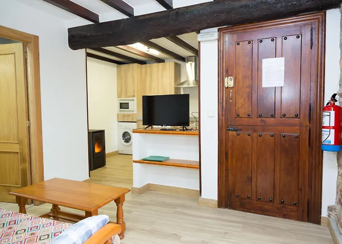 Viviendas Rurales Fuente Domingo * 桑提亚纳德玛